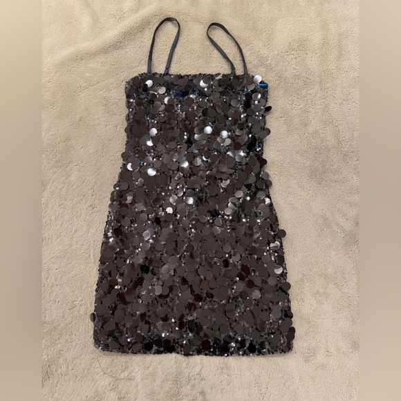 Edikted Gun Metal Gray Sequin Dress Size Small - Picture 1 of 6
